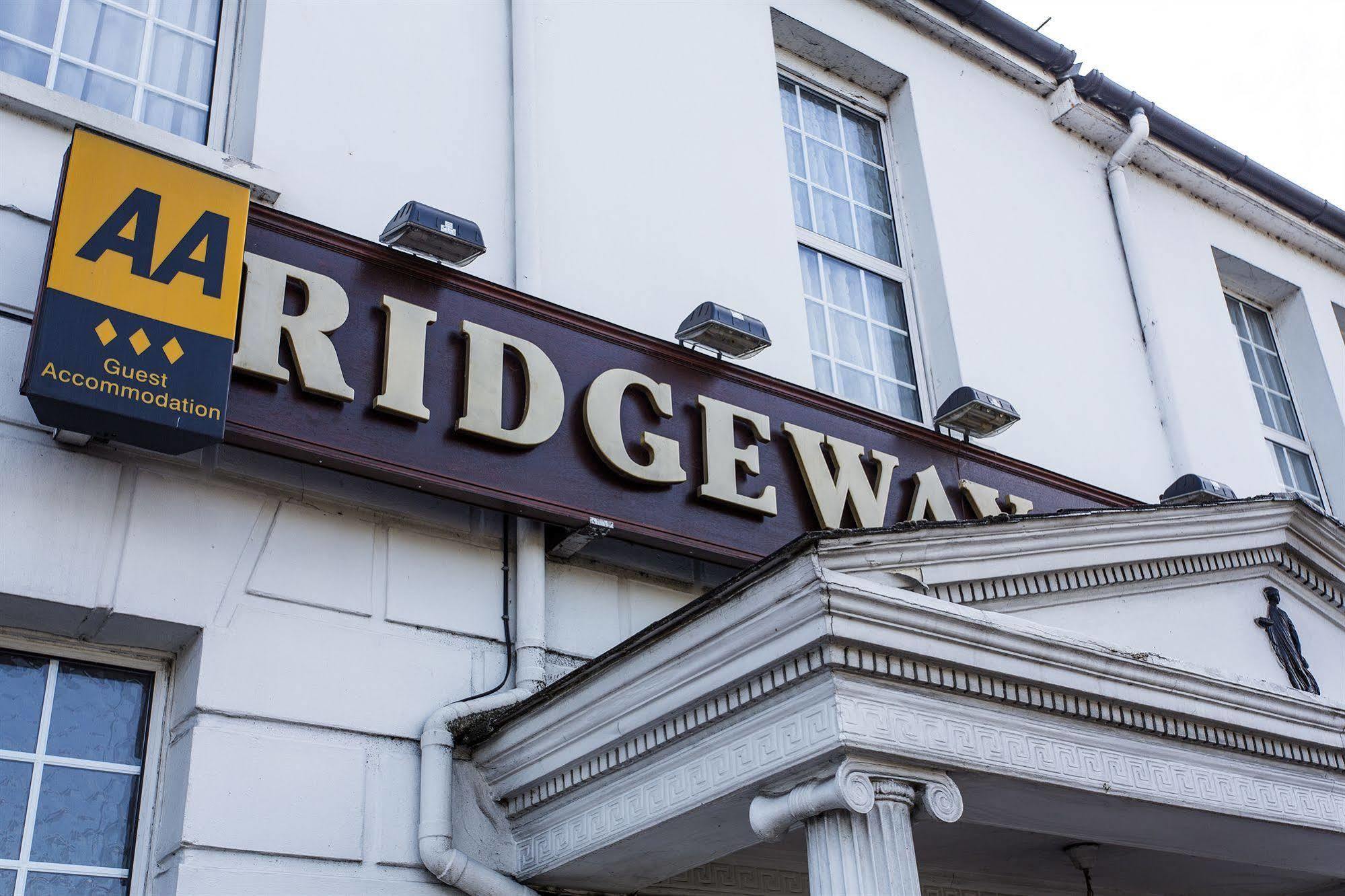Oyo Ridgeway Hotel Chingford Exterior photo